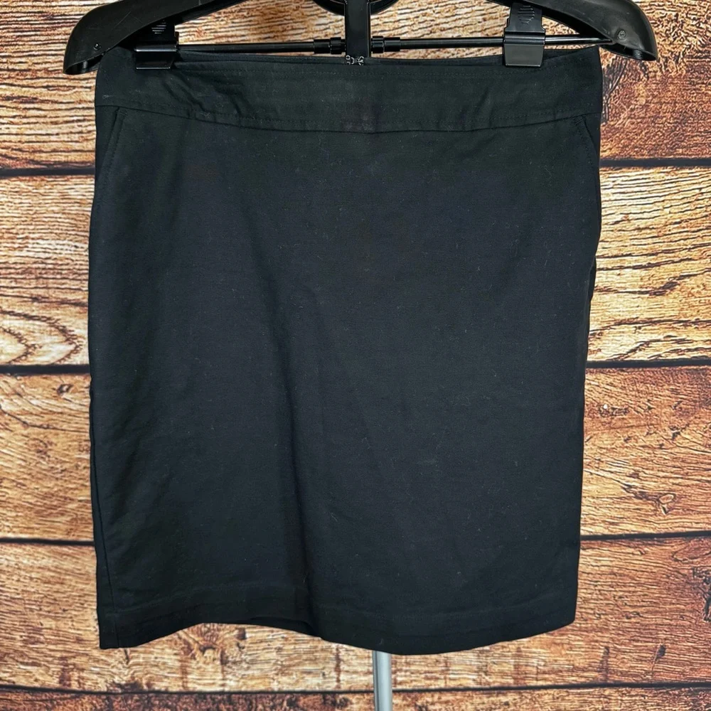 Black Pencil Skirt Women Professional Office Wear Back Slit Size 4‎